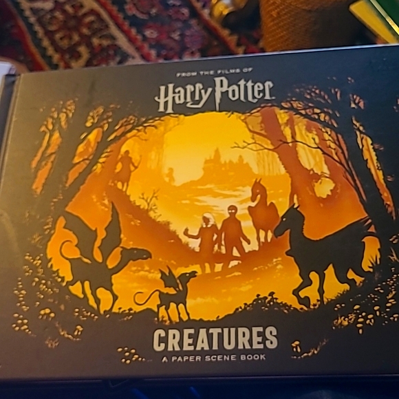 Harry Potter Creatures A paper scene book - Picture 1 of 8